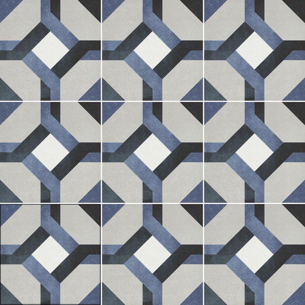 LAURE 15X15